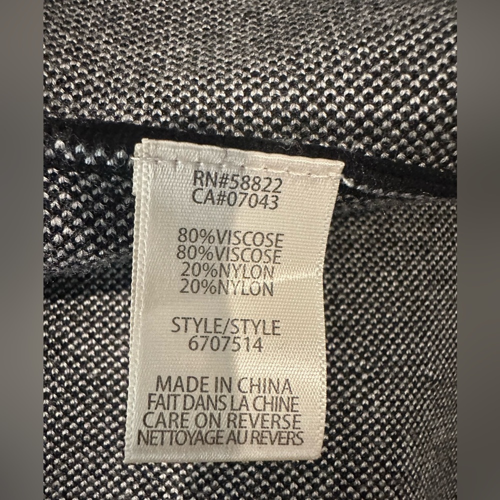 Max Studio Sweater Mini
Skirt Gray Black Size M/L NWT formal, cute skirt - Picture 4 of 5